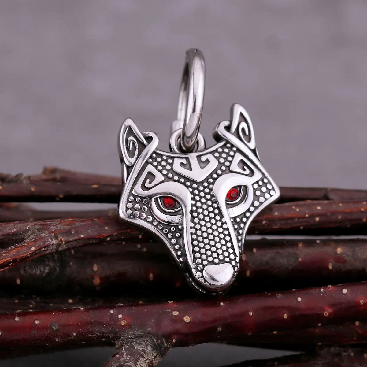 Vintage Vikings Wolf Drop Earrings Dla Mężczyzn Moda Celtic Rune Amulet Akcesoria Biżuteria ze stali nierdzewnej Hip Hop Biker Charm