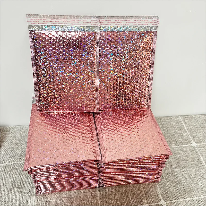 

100PCS Laser Rose Gold Packaging Shipping Bubble Mailer Gold Foil Plastic Padded Envelopes Gift Bag Mailing Envelope Bag 15x20cm