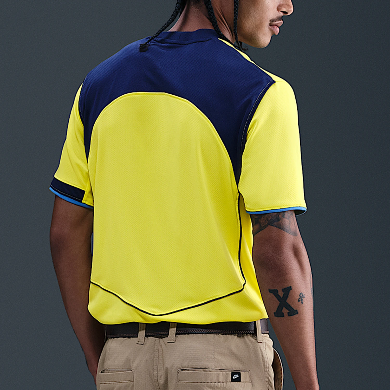 Nike genuine Men's Sports Breathable V-Neck Patchwork Soccer Short Sleeve HM3207-741