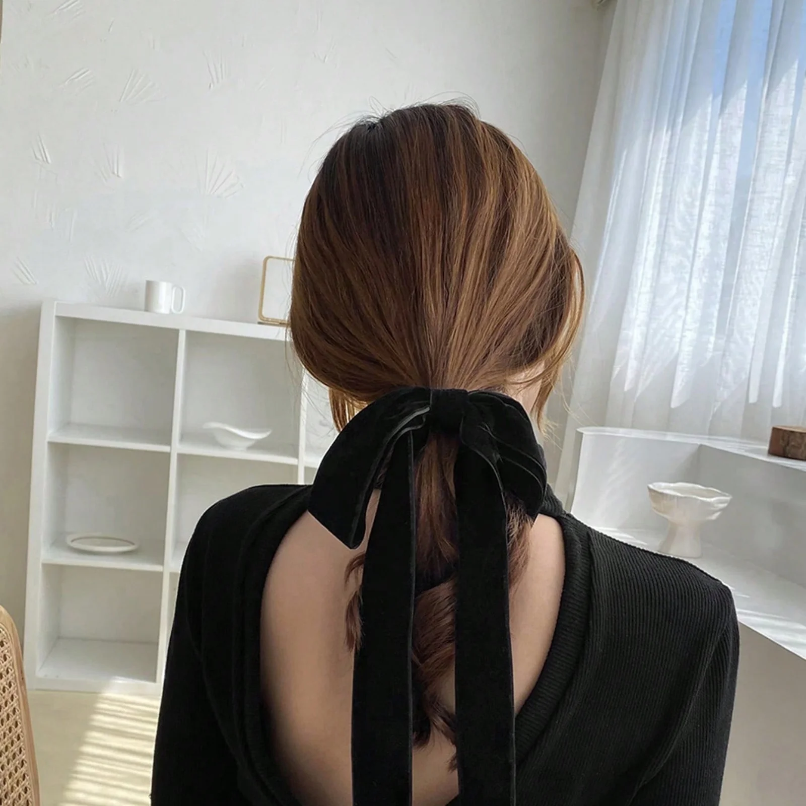 1 unidade de laço de cabelo de veludo preto, cheio de textura sofisticada! Um must para looks elegantes de rua, ilumina seu rabo de cavalo