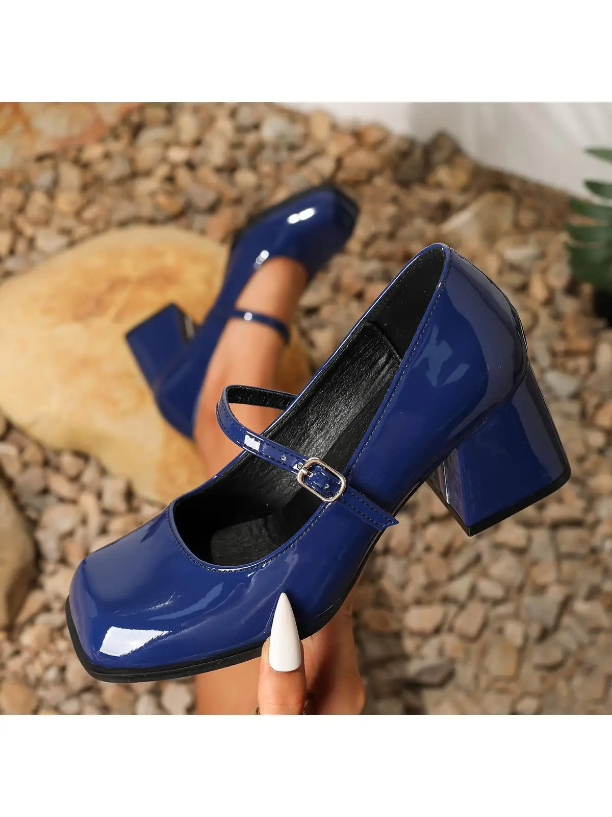 

Удобные туфли Мэри Джейн с квадратным носком и массивным каблуком, на одном ремешке, модные повседневные слипоны для женщин на все сезоны