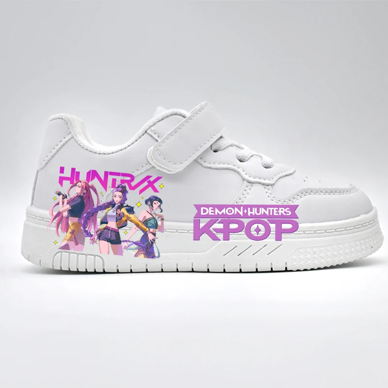 أزياء الأطفال KPOP عارضة أحذية أطفال تصميم جديد أحذية رياضية بيضاء طالب بنين بنات المضادة للانزلاق في الهواء الطلق تنفس أحذية رياضية