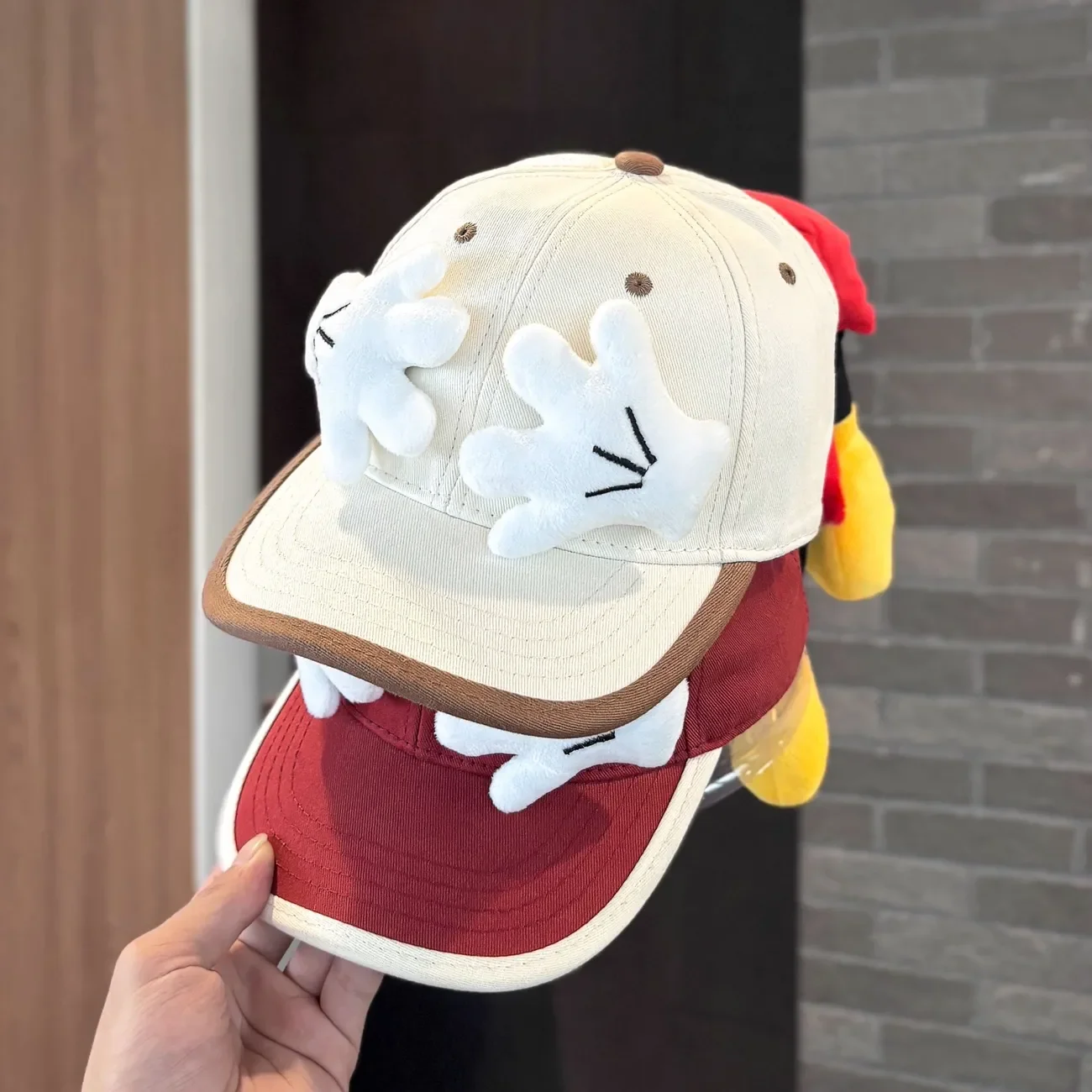 

New Disney Mickey Mouse Baseball Cap Funny Anime Hip Hop Hats for Boys Girls Fashionable Cartoon Duck Tongue Cap MINISO Gift