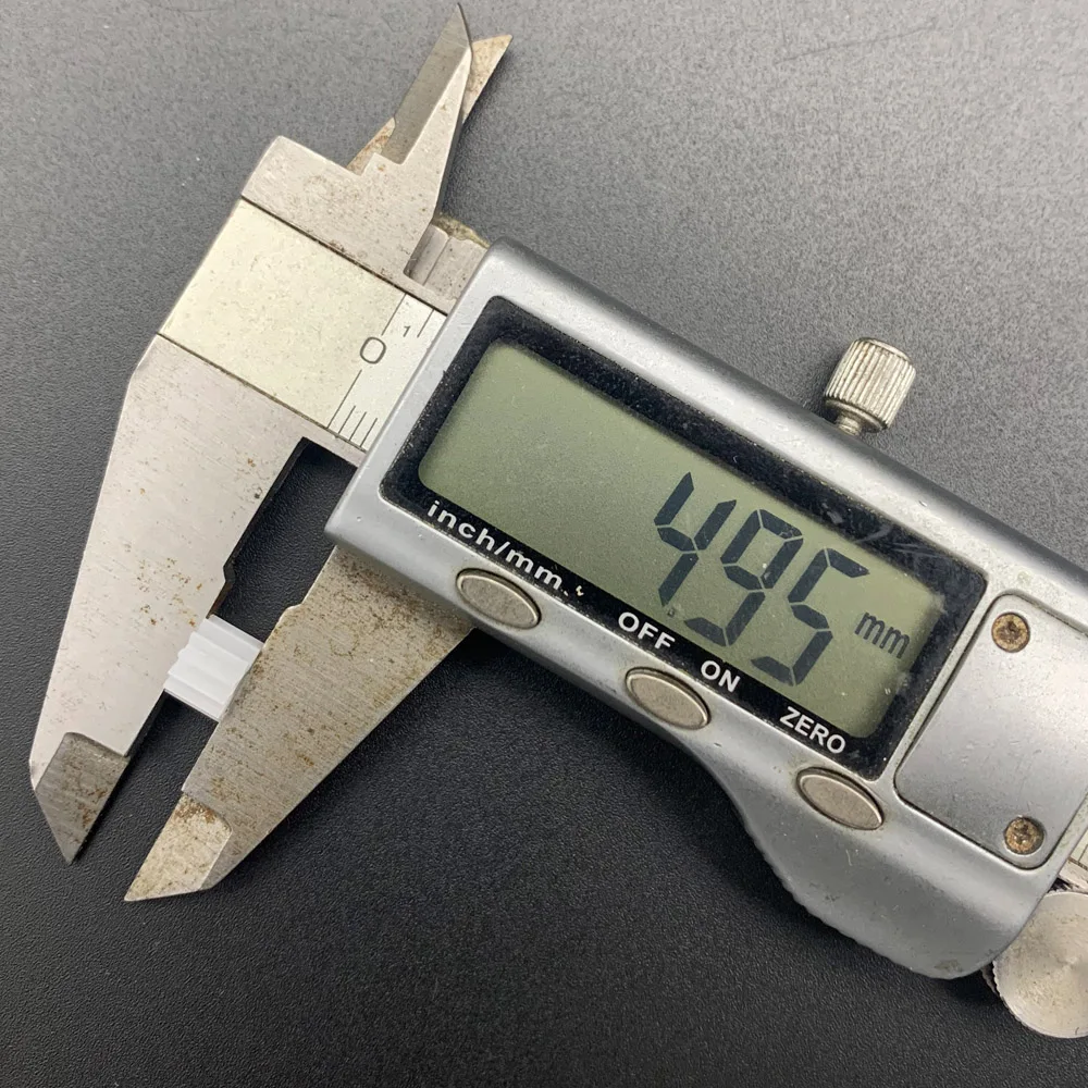 

1000Pc/Lot 0.5M Modulus Plastic Spur Gear 122.5A 12T2.5A Model 12 Teeth 2.45MM Aperture (Tight Fit for 2.5MM Shaft) 7MM Diameter