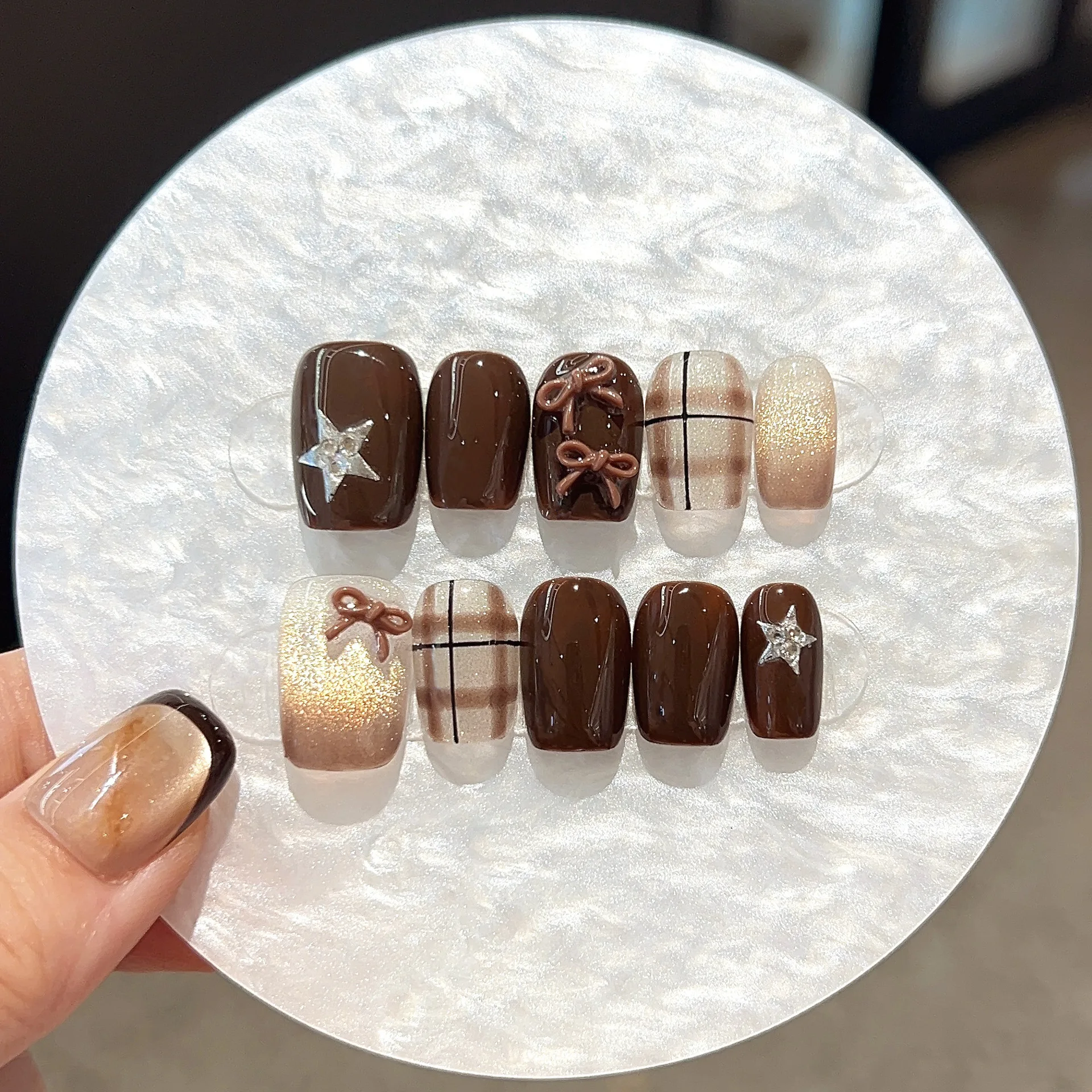 10pcs Short Square Handmade Nails Brown Stripes Press on Nail Gradient Cat's Eye Pure Desire Full Coverage Nail Tips for Women