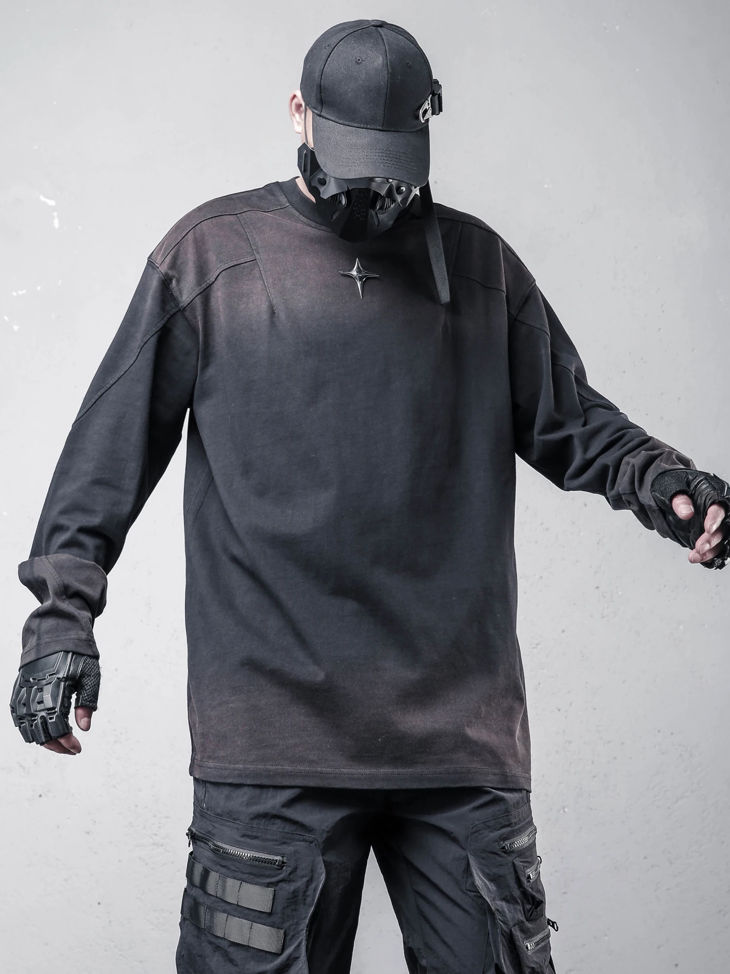 

Bottoming Shirt Trendy Wasteland Style Retro Gradient Motorcycle Structure High Street Loose Long Sleeve T-shirt for Men