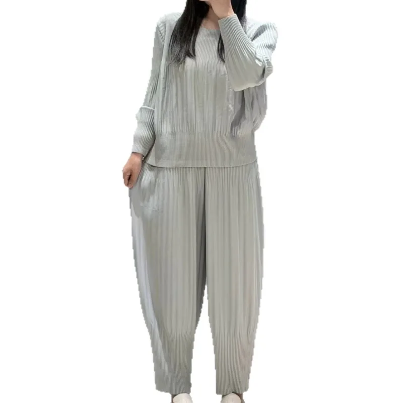 Miyake Pleated 2026 New Women's Set Autumn Round Neck Pleated Long Sleeve Top Harem Carrot Pants Loose Pleated Two-Piece Set