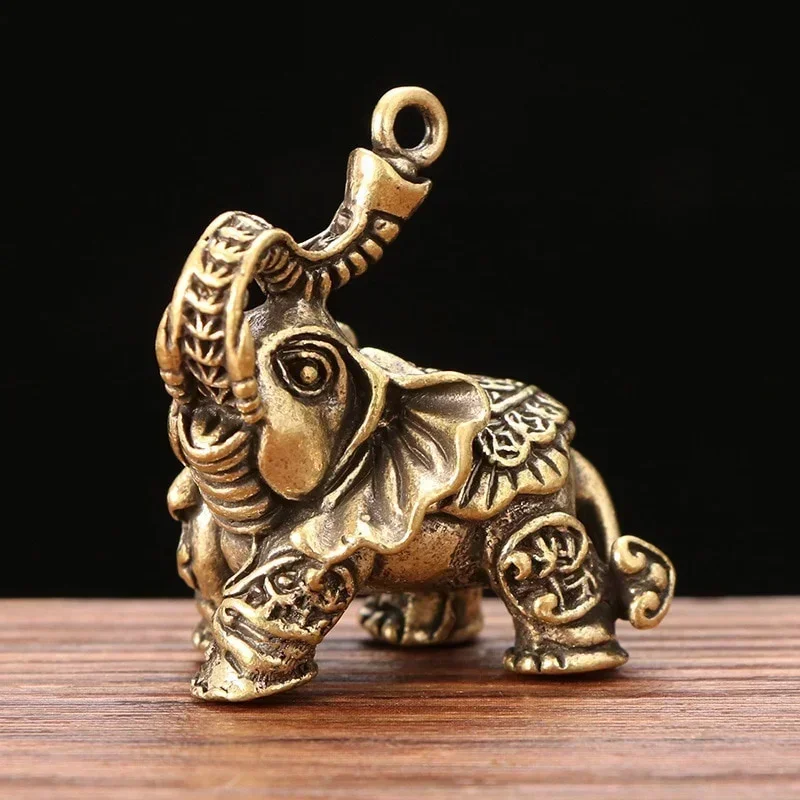 Creative Copper Ware Brass Keychain Auspicious Elephant Small Pendant Car Keychain Animal Car Pendant Car Decoration