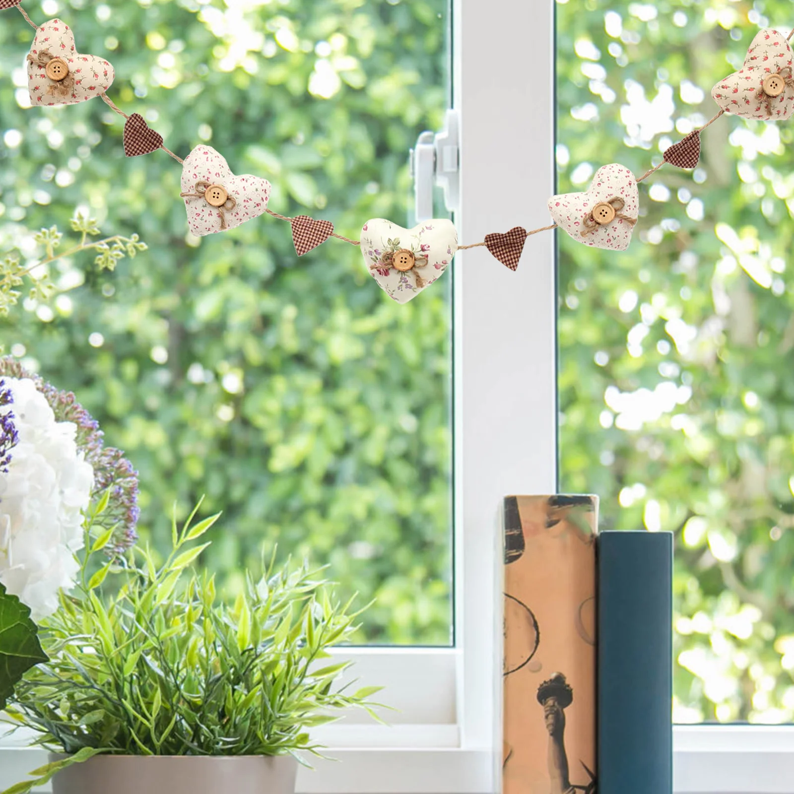 

Polyester Heart Hanging Decor for Bedroom Study Room String Decoration Heart Wall Hanging Decor Home nament Banner