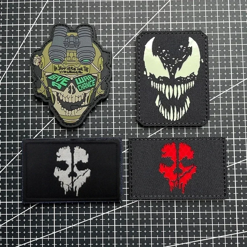 Parches bordados de Call of Duty para coser ropa, insignia táctica de moral en la mochila, pegatina, máscara de fantasma militar