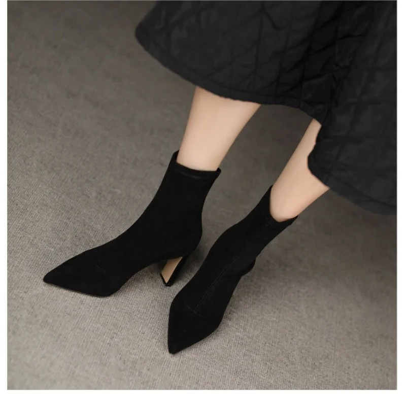 

New 2025 Pointed Toe Suede Women's Short Boots Luxury Designer High Quality High Heels Boots Elegant Woman Heels Elastic Boots