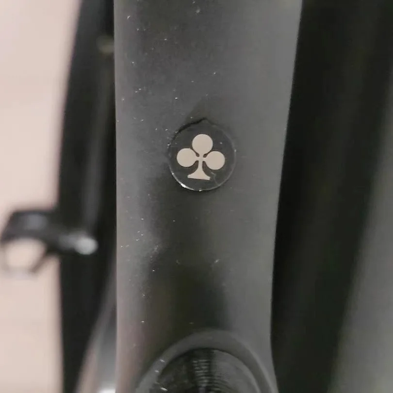 Wasserdichte, staubdichte Gummi-Abdeckung für das Schraubenloch der Colnago Y1RS Sattelstütze, Staubschutzkappe für Fahrrad-Sattelstützenbolzen, Zubehör. – Detail 4