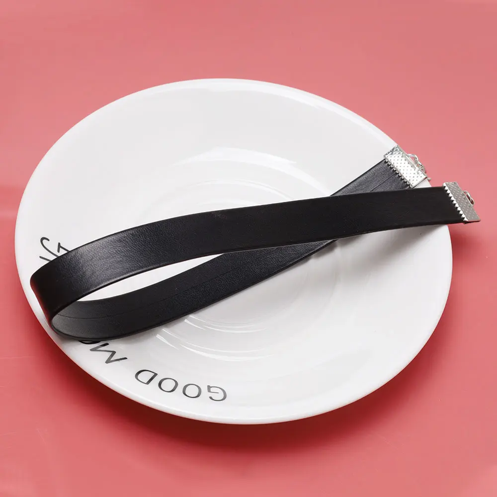 Retro gotische persoonlijkheid kraag zwart lederen kraag ketting sleutelbeen ketting geschikt voor dagelijks gebruik en feestkleding vakantiegeschenken