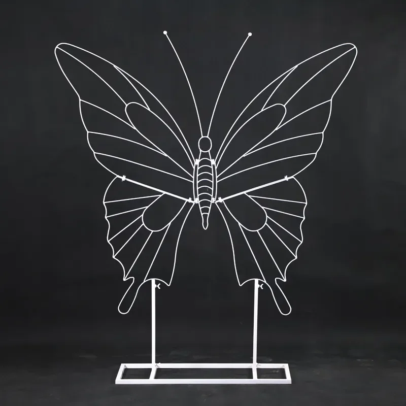 Handmade Wrought Iron Butterfly Wall Clock 3D Metal Art Decor for Wedding Home Living Room Ornament Vintage Style Hanging