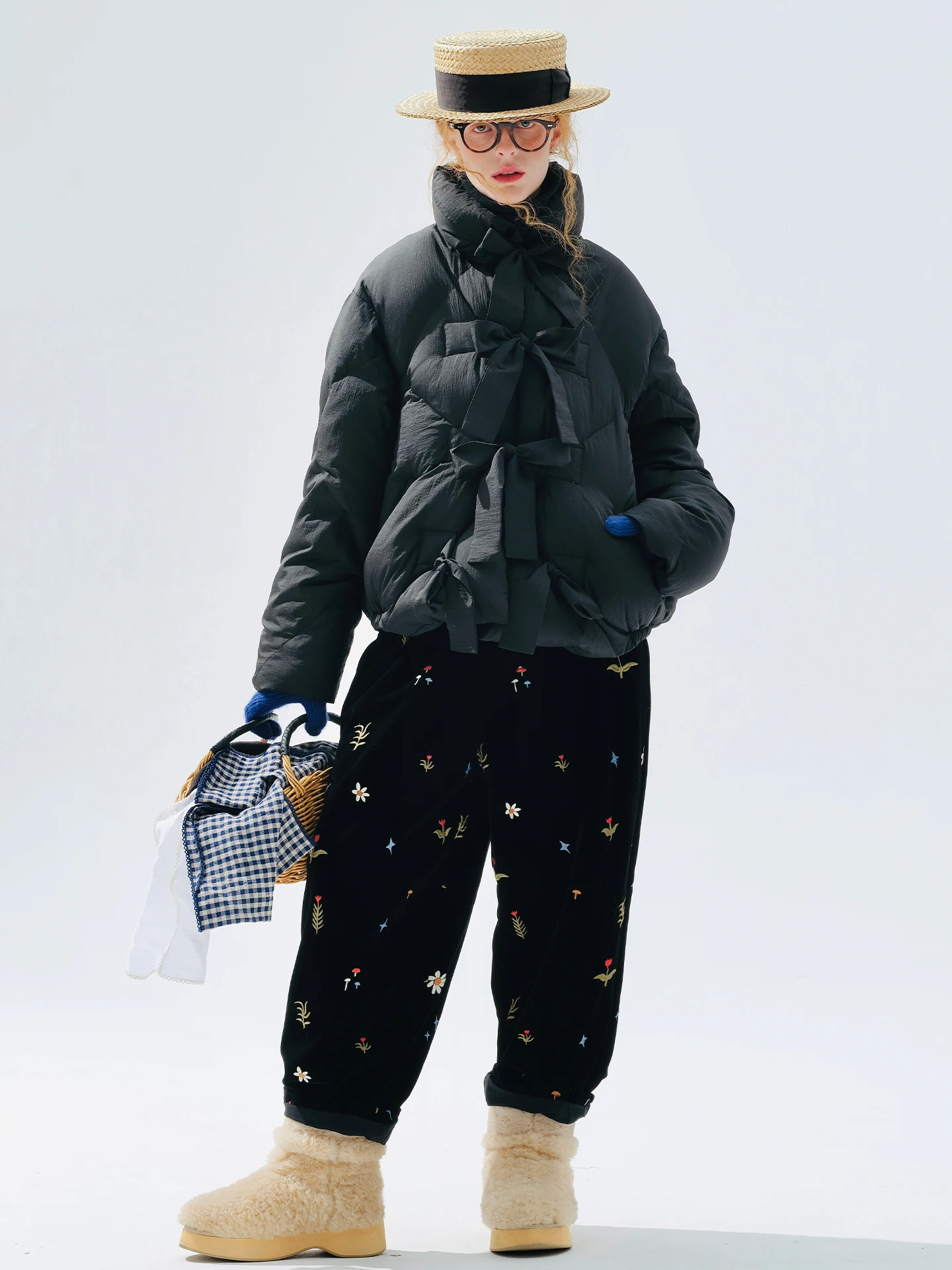 

Floral Embroidered Casual Pants, Elastic Waist, Daily Streetwear, Sweet Atmosphere 255296