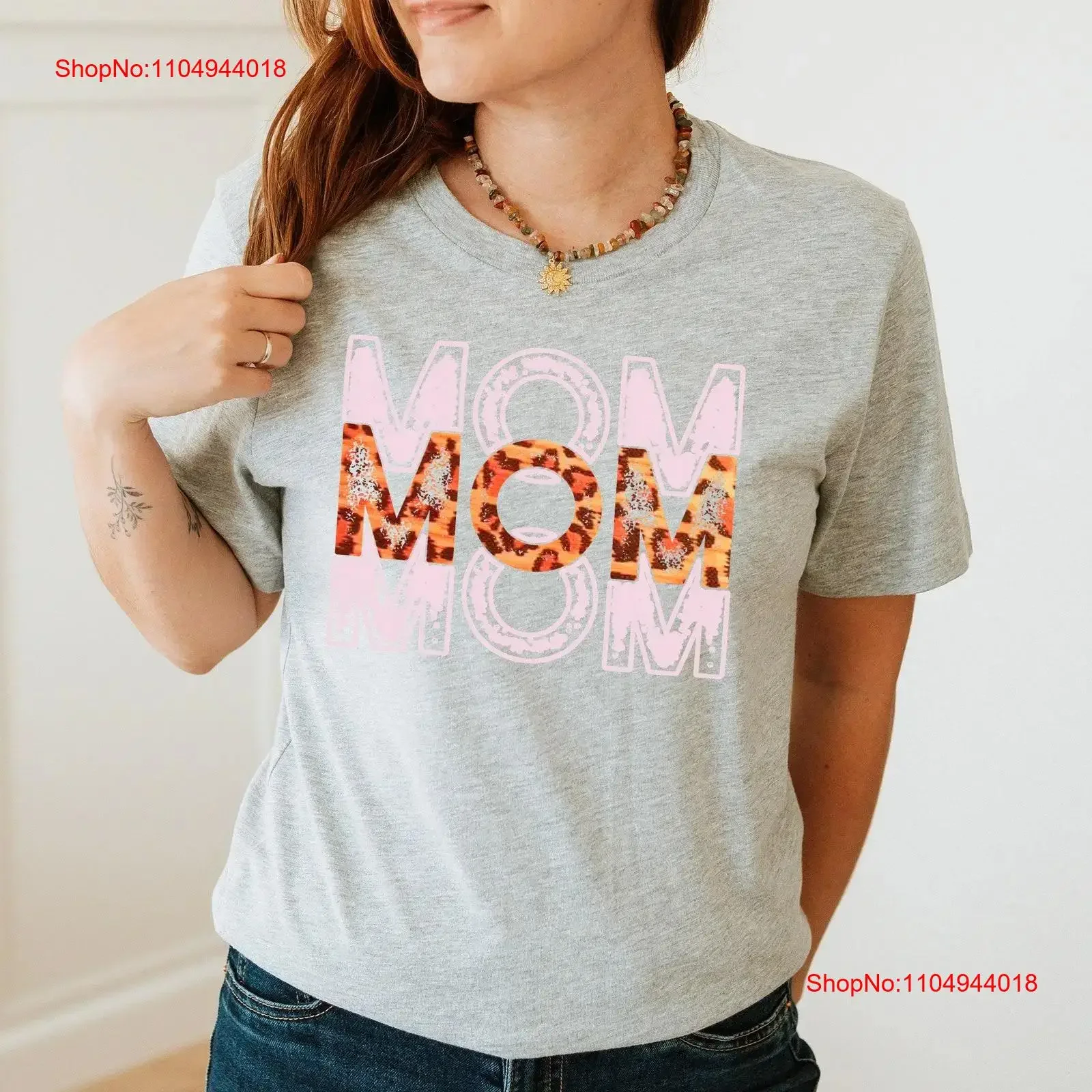 

Leopard and Pink Mom Print Repeated Design Cute T Shirt for Women Family Outfit Mothers Moms To Be vintage Washed Stretched