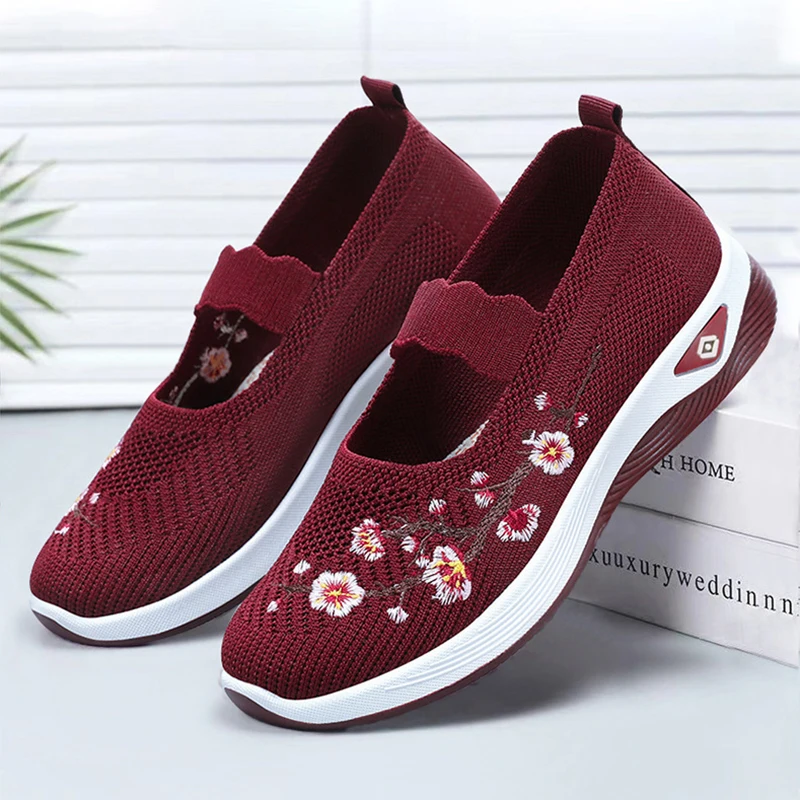 

Women'S Floral Embroidered Flat Shoes Breathable Knitted Soft Sole Walking Shoes Woman Lightweight Comfort Slip On Casual Shoes