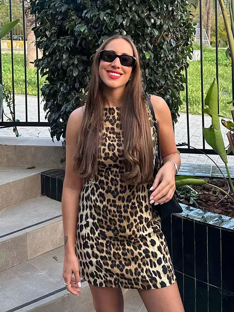 Is This TRAFZA Leopard Print Mini Dress the Real ZARA Alternative You've  Been Searching For?