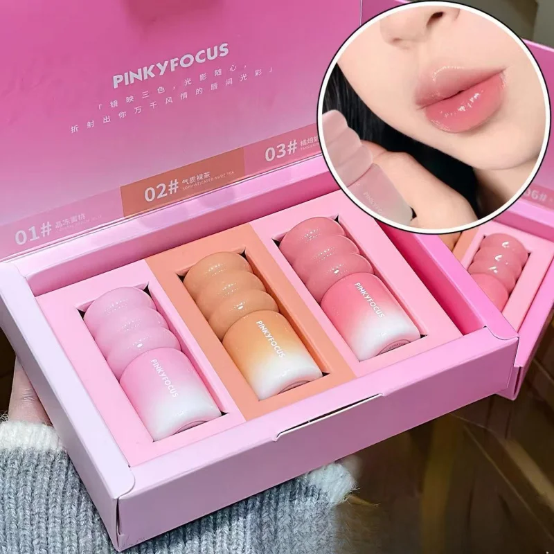 

Блестящая помада PINKYFOCUS Mirror-Clear в нюдовых тонах для весны и лета, не тускнеет и не выцветает.