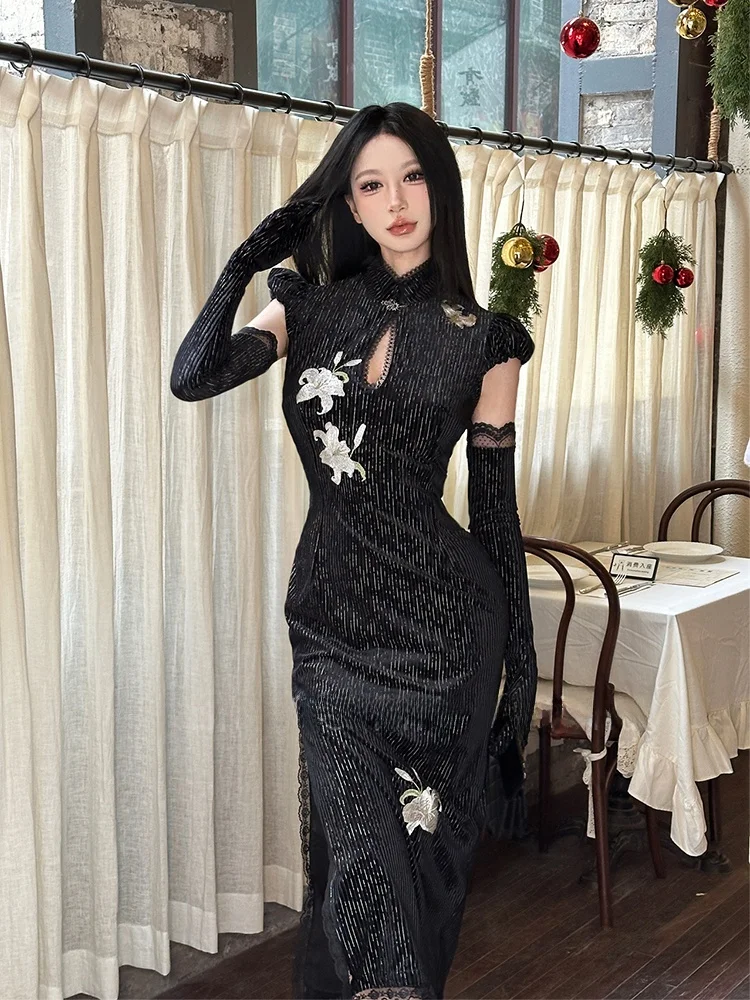 

Новая китайская женская длинная юбка из бархата с вышивкой пионами, улучшенная модель, с высоким разрезом и рукавами-фонариками