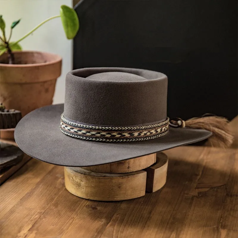 A pure top hat style fashionable flat-topped real felt