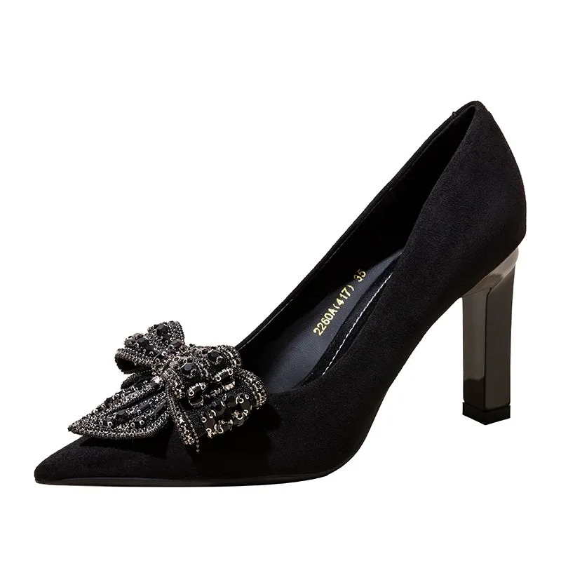 Schwarze High Heels mit spitzer Zehenpartie, Damen-Oberbekleidung mit Strass-Schleife, Arbeitsschuhe, 2025, neue, vielseitige Einzelschuhe für Pendler