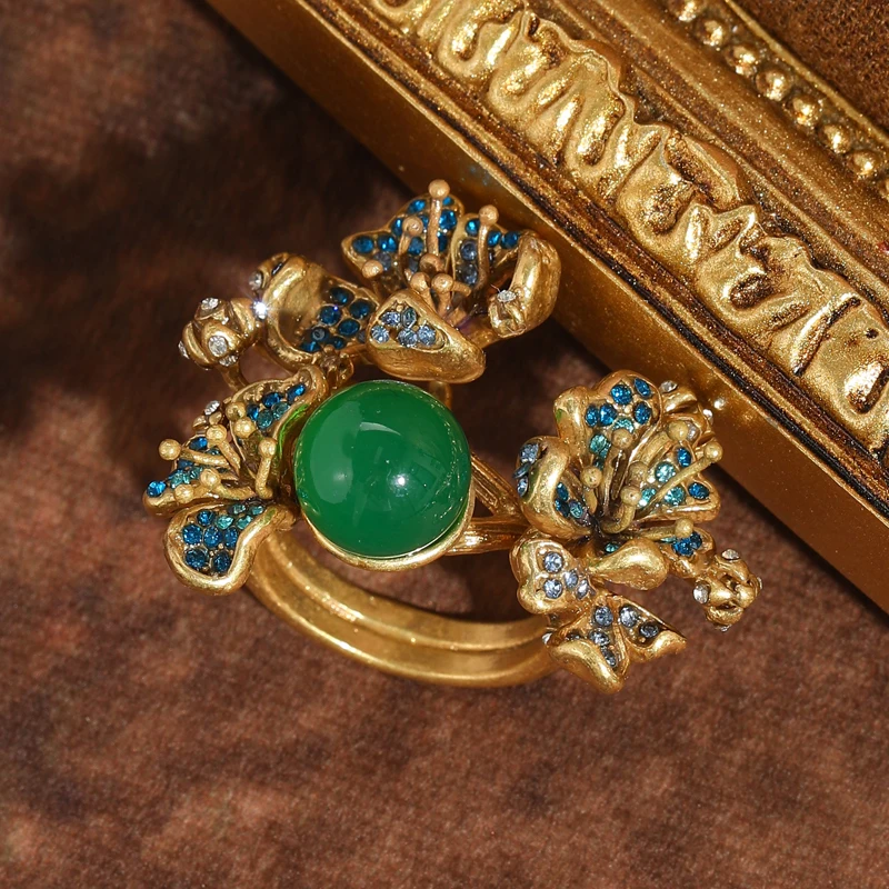 

Vintage Green Agate Tree Leaf Rings Gold Color Rhinestone Cocktail Designer Jewelry Luxury High Quality Accessories Woman 2025