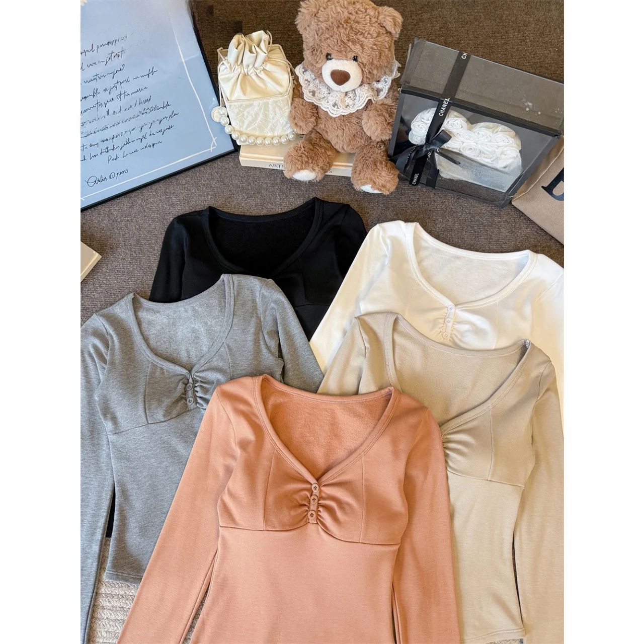 Pure Desire Fleece V-neck Button Splice Long Sleeve Slim Fit Women's T-shirt Chest Pad Initial Autumn New Style Sexy Style