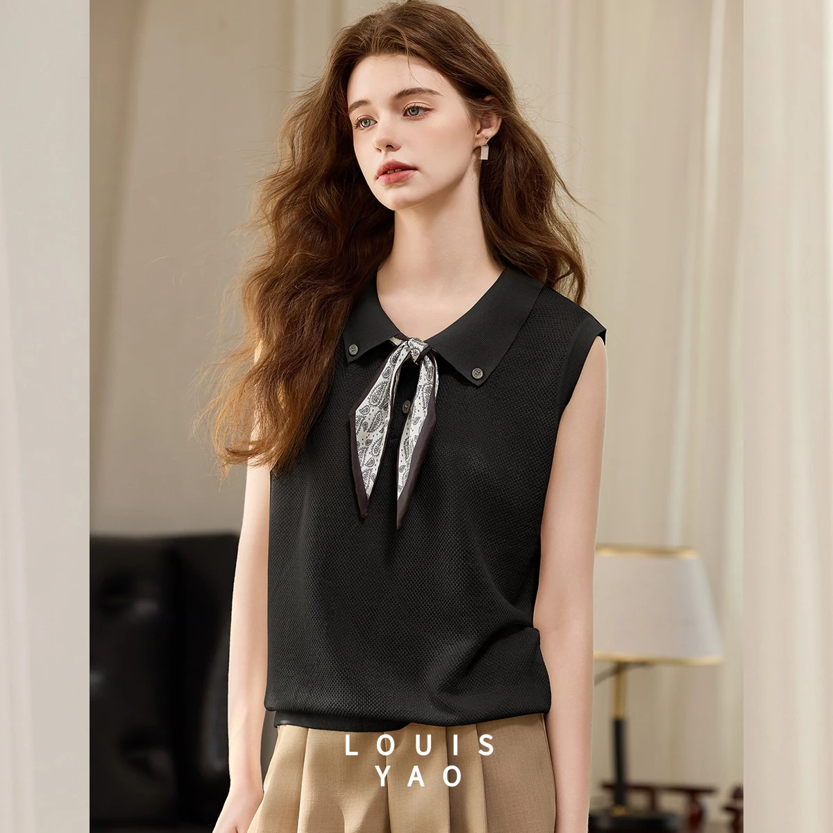 

LOUISYAO 2026 Летняя женская вязаная блузка с отстегивающимся бантом, без рукавов, повседневная базовая туника с эластичным дизайном