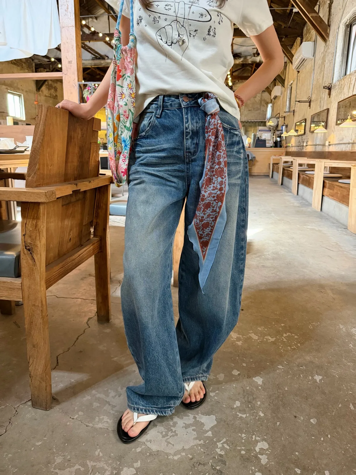 

Джинсы-клеш Acrab с высокой талией, женские, в американском стиле, свободного кроя, стройнящие, длинные брюки, весенняя коллекция, деним, на пуговицах