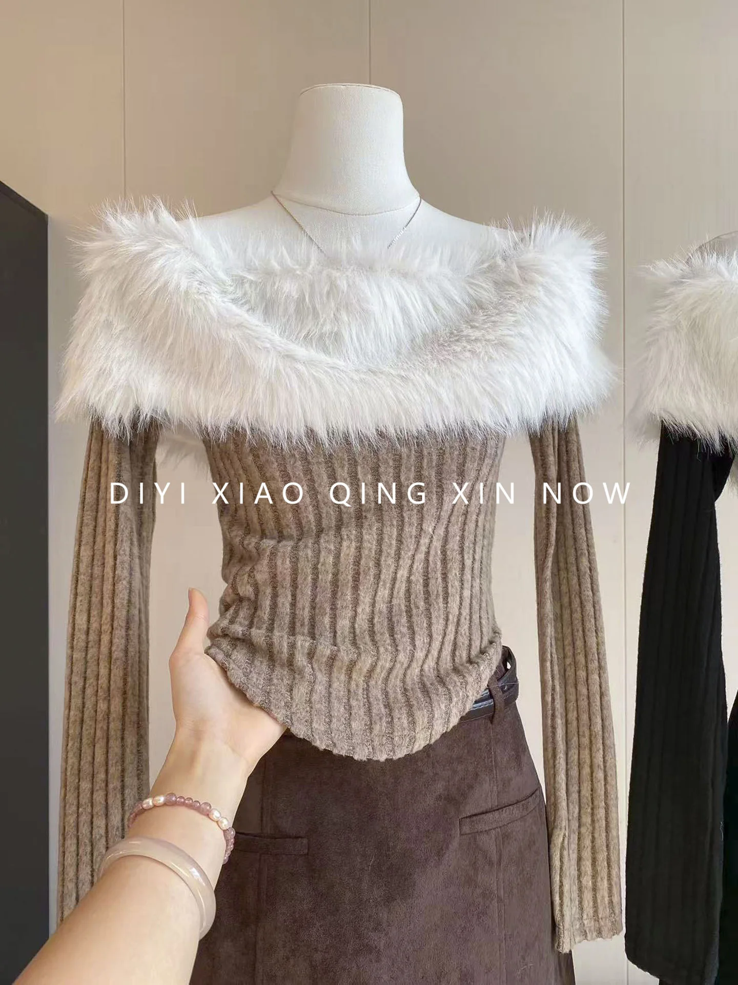 Sweet And Spicy Style Faux Fur Collar One Shoulder Long Sleeve Sweater Women's Autumn Winter Slim Fit Shoulder Bared Base Shirt