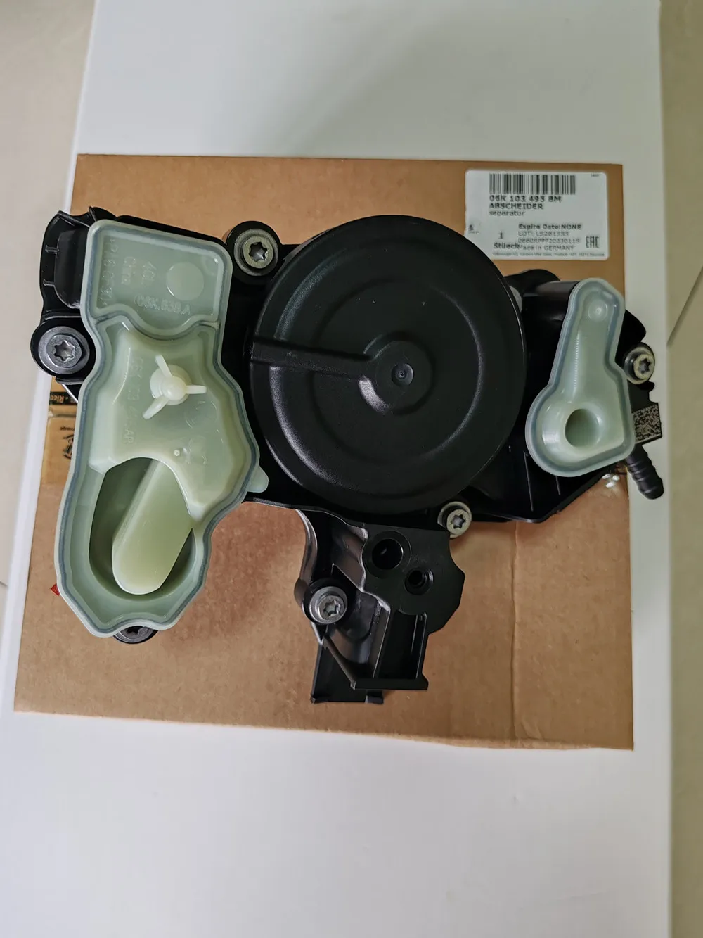 Genuine OEM 06K103495BM,06K103495AA,06K103495AG Crankcase ventilation valve PCV Oil Separator For VW Golf R Audi S3 - 2.0 Petrol