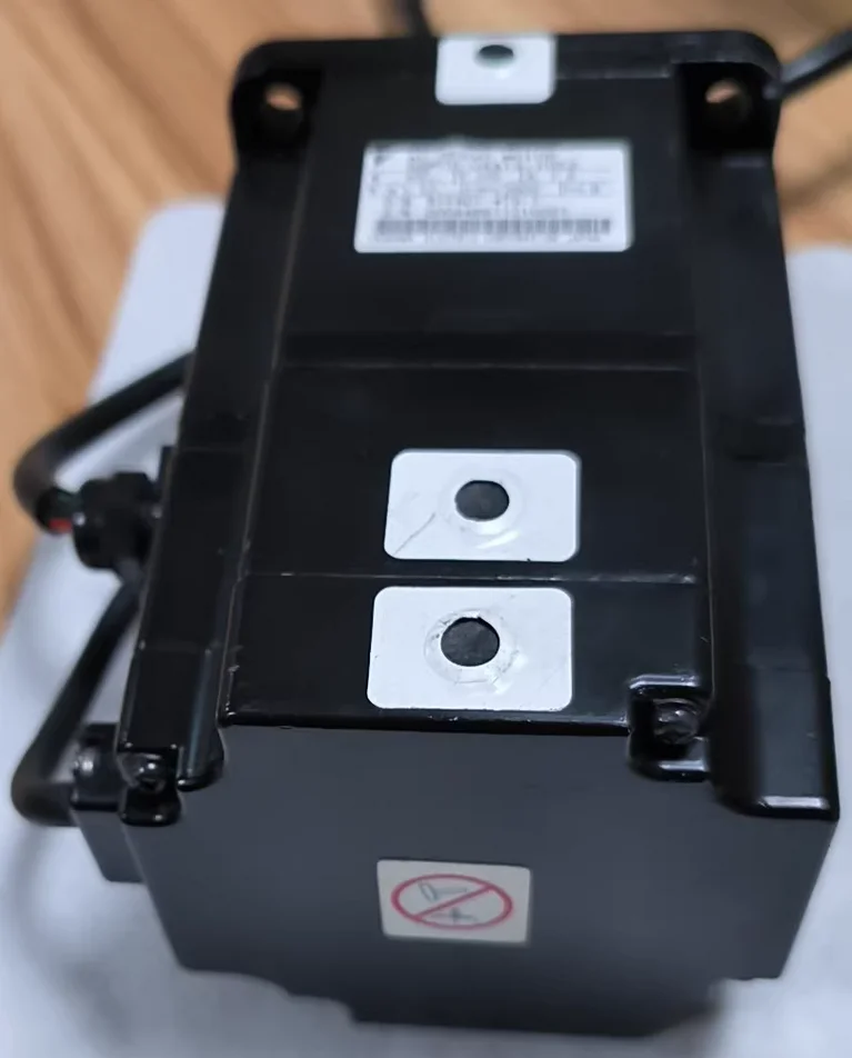 Servo Motor SGMPH-04A1A-YR52 Brand New Original Genuine，SGMPH 04A1A YR52，Fast shipping，In Stock
