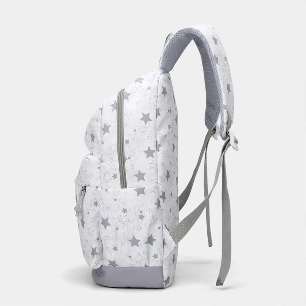 Korean Star Backpack with Large Capacity and High Aesthetic Value for the New Year, Unique Design, Simple Backpack