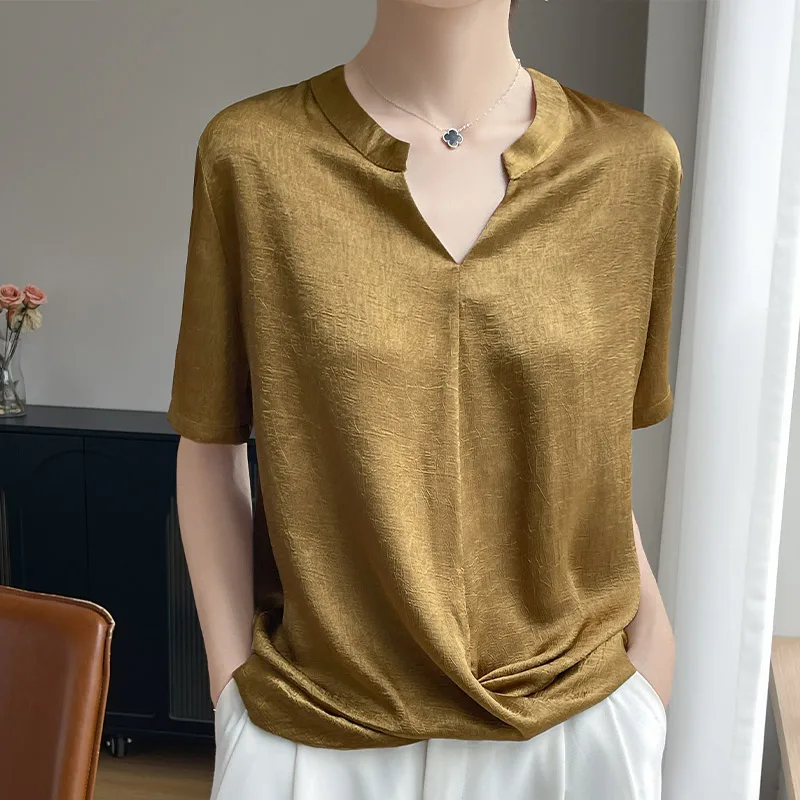 2025 Summer Silk T-shirt Small V-neck Thin Short Sleeved Korean Version Fashionable Cool Women's Top Elegant Plus Size Clothing