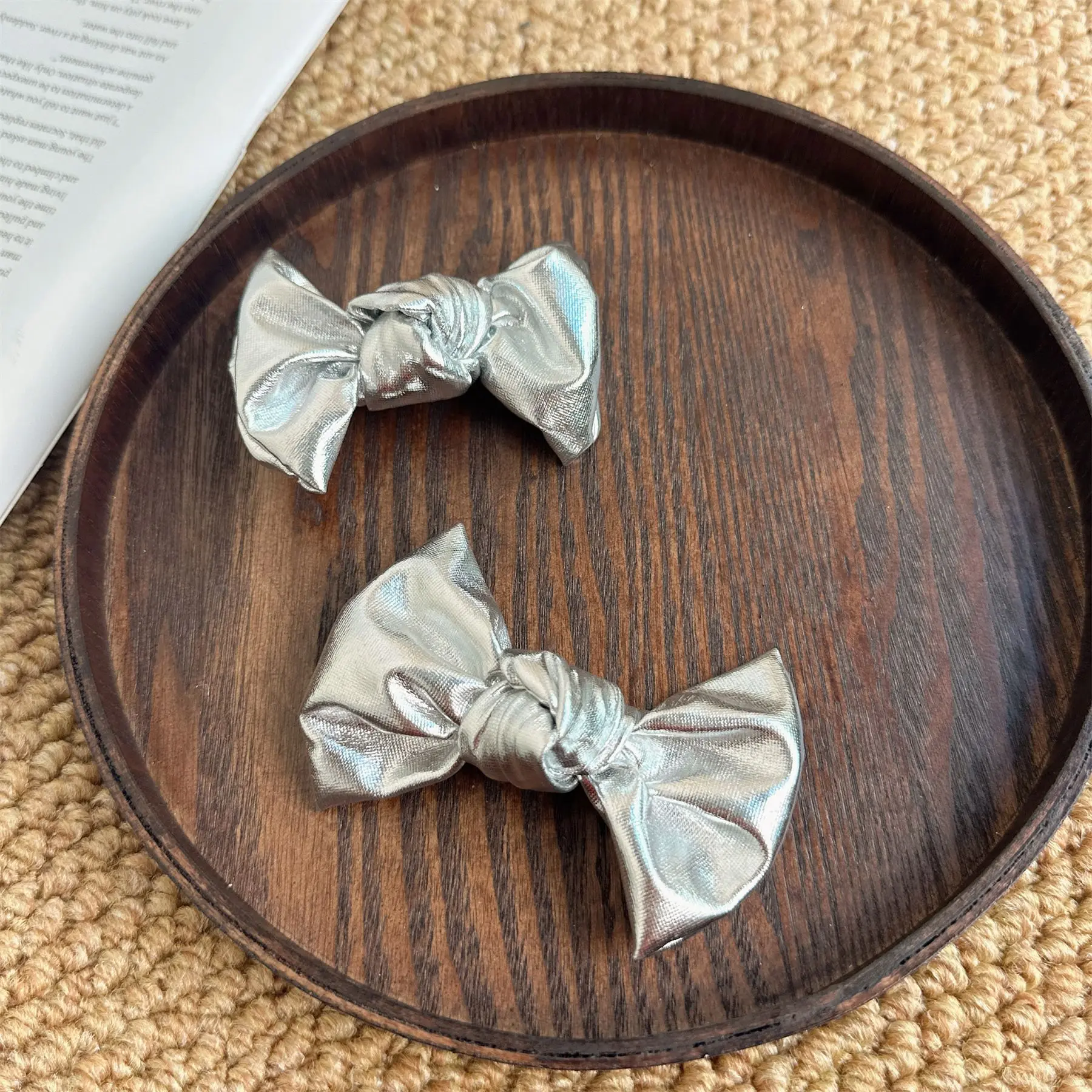 

Silver Bow Shark Hair Claw Clip Light Luxury Unique Design for Women Back Head Updo Daily Premium Sleek Fashion