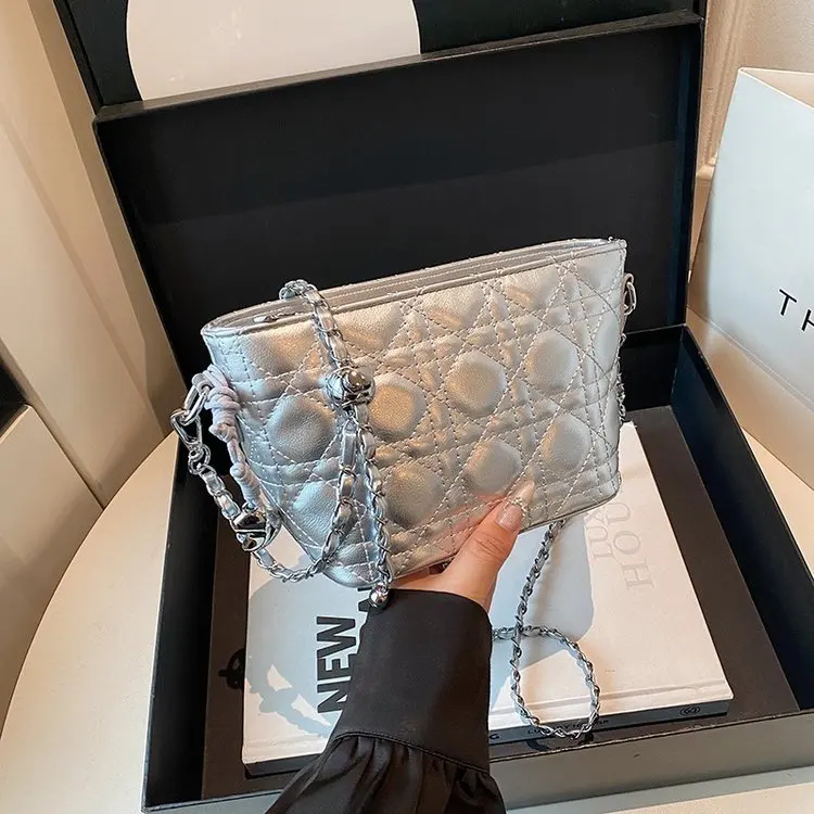 

​​2025 Runway Jacquard Chain Bag Elegant Flap Crossbody Purse Spring Luxury Mini Shoulder Bag Chic Womens Designer Handbag​
