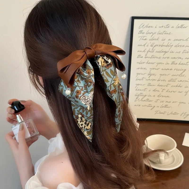 

Fashion Maillard Color Korean Version Ponytail Clip Printed Bow Ribbon with Headband Tied At The Back of The Head