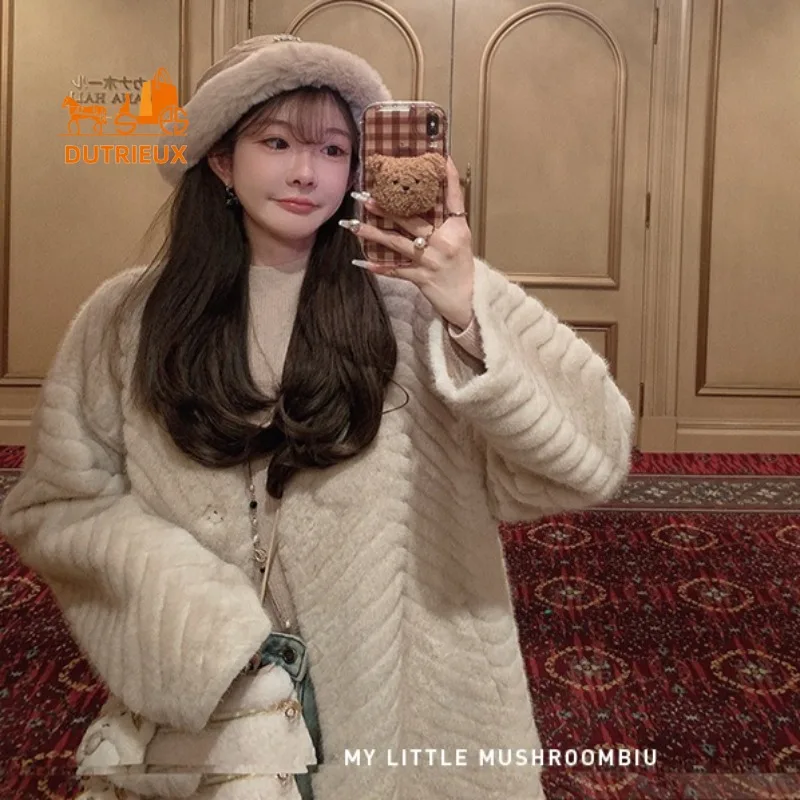 Winter Real Mink Fur Women's Coat, 100% Mink Fur, Warm Genuine Mink Fur Women's Fur Jacket for Jumpping Skating and Traveling