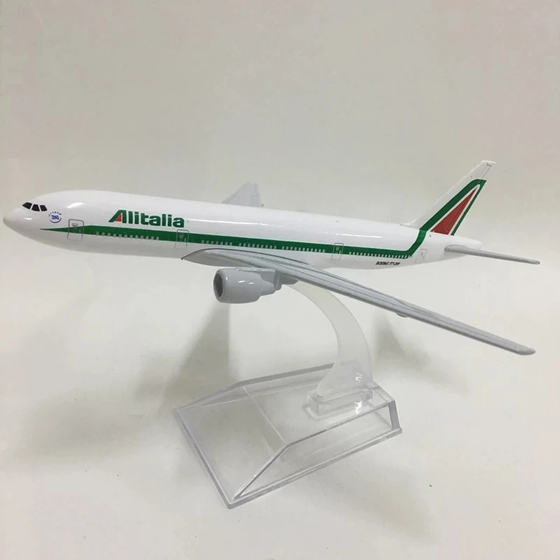 1/400 เครื่องบิน Alitalia โบอิ้ง 777 16 ซม.B777 โลหะผสมเครื่องบินเด็กของขวัญเด็กสําหรับคอลเลกชันตกแต่งโต๊ะของเล่น Home Decora
