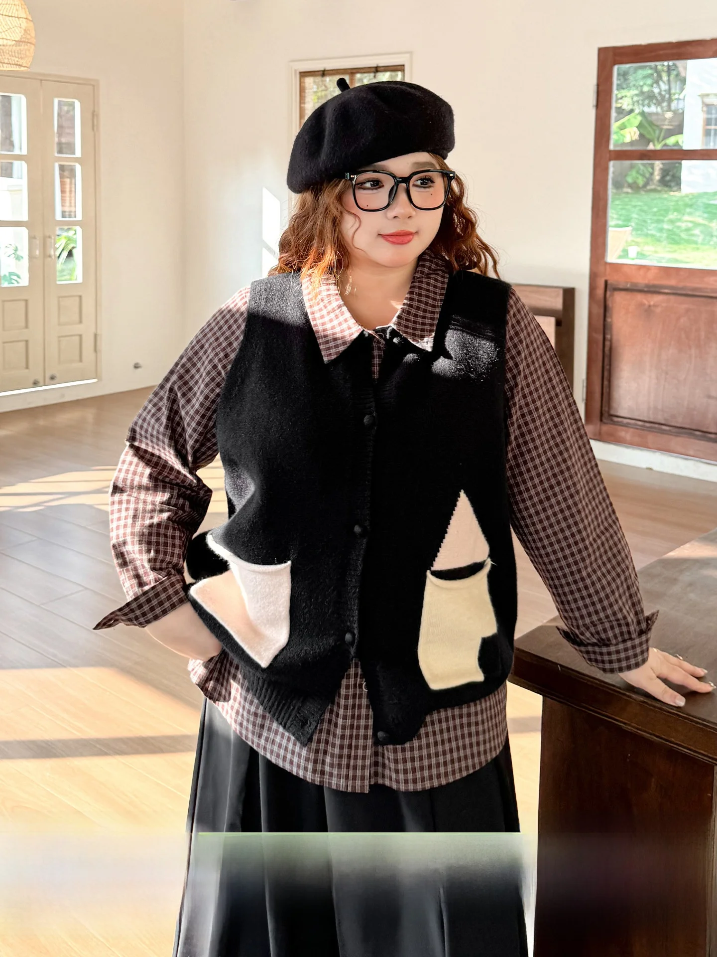 

plus Size Women's Soft Knitted Vest Spring Season Color Blo High Waist Casual Sle Button Detail Comfortable Fit Sweater Vest
