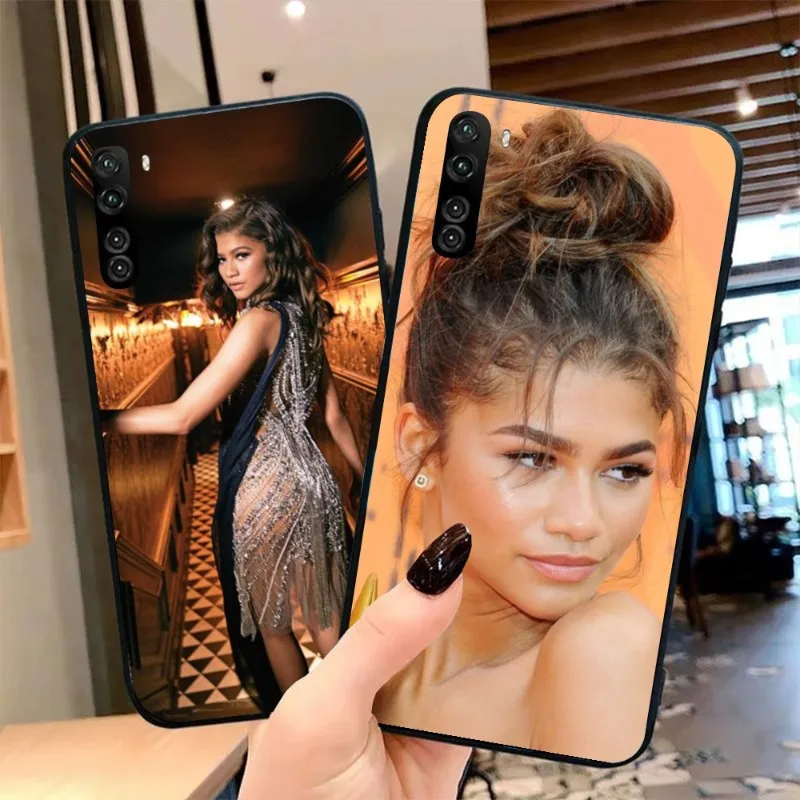 Fashion Zendaya Mobile Cell Phone Case for OPPO Find X5 X3 X2 A93 Reno 8 7 Pro A74 A72 A53 Black Soft Phone Cover Funda