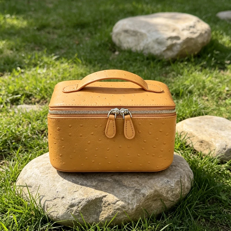 Genuine Leather Ostrich Pattern Makeup Bag Travel Cowhide Cosmetic Bag Large Capacity  Toiletry Storage Pouch handbag for Women