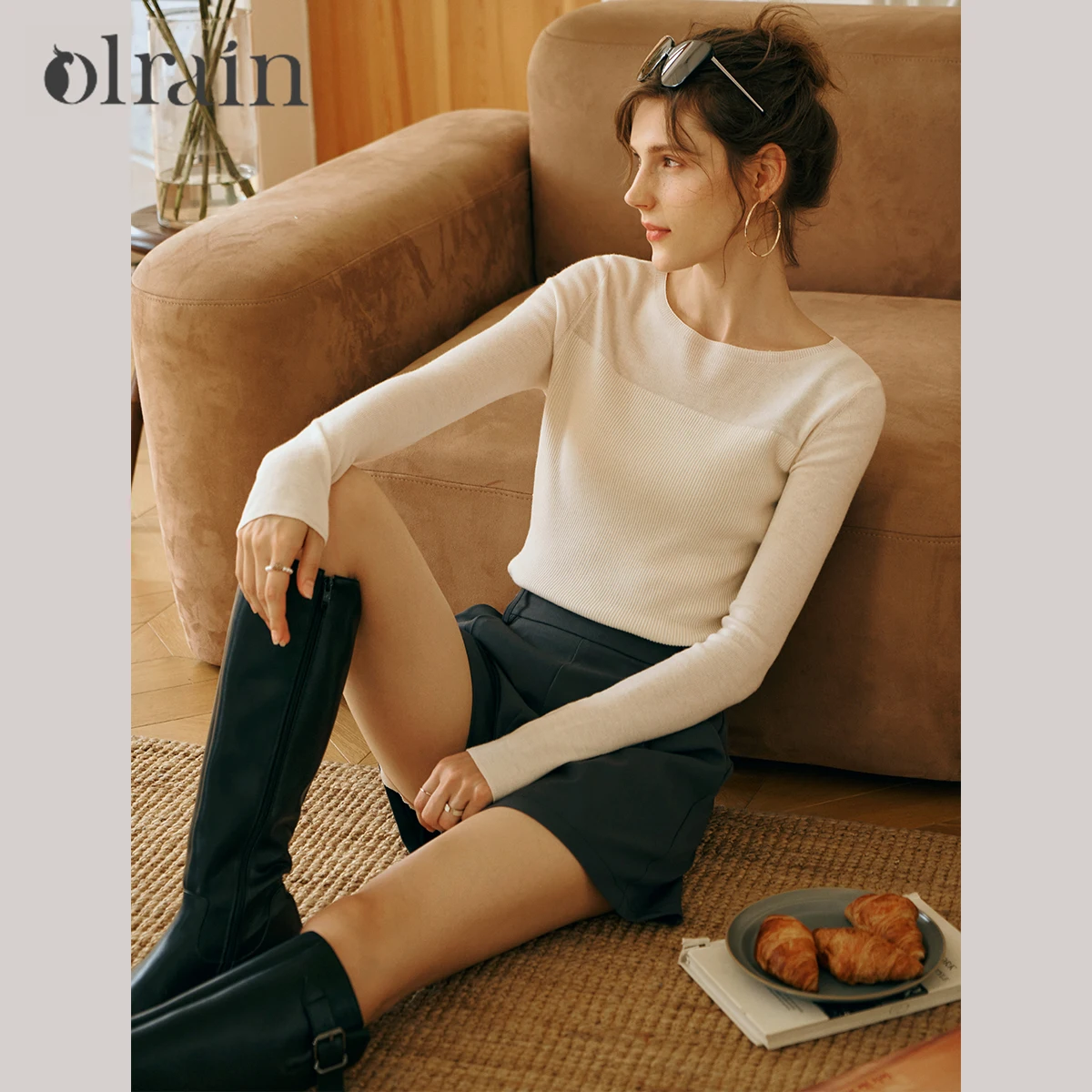 

OLrain Women's Long Sleeve Knit Sweater 2025 Autumn Round Neck Basic Sliming Fit Pullover Soft Versatile Knitwear O57QM66601