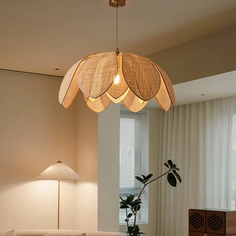 Lampa wisząca w kształcie płatka w stylu chińskim, ręcznie robiona lampa rattanowa, designerski abażur w kształcie płatka, minimalistyczne lampy do