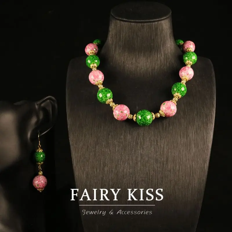 

Minimalist Spring/Summer Style Versatile Necklace Set With Pink Green Frog Skin Glass Exquisite High End Jewelry