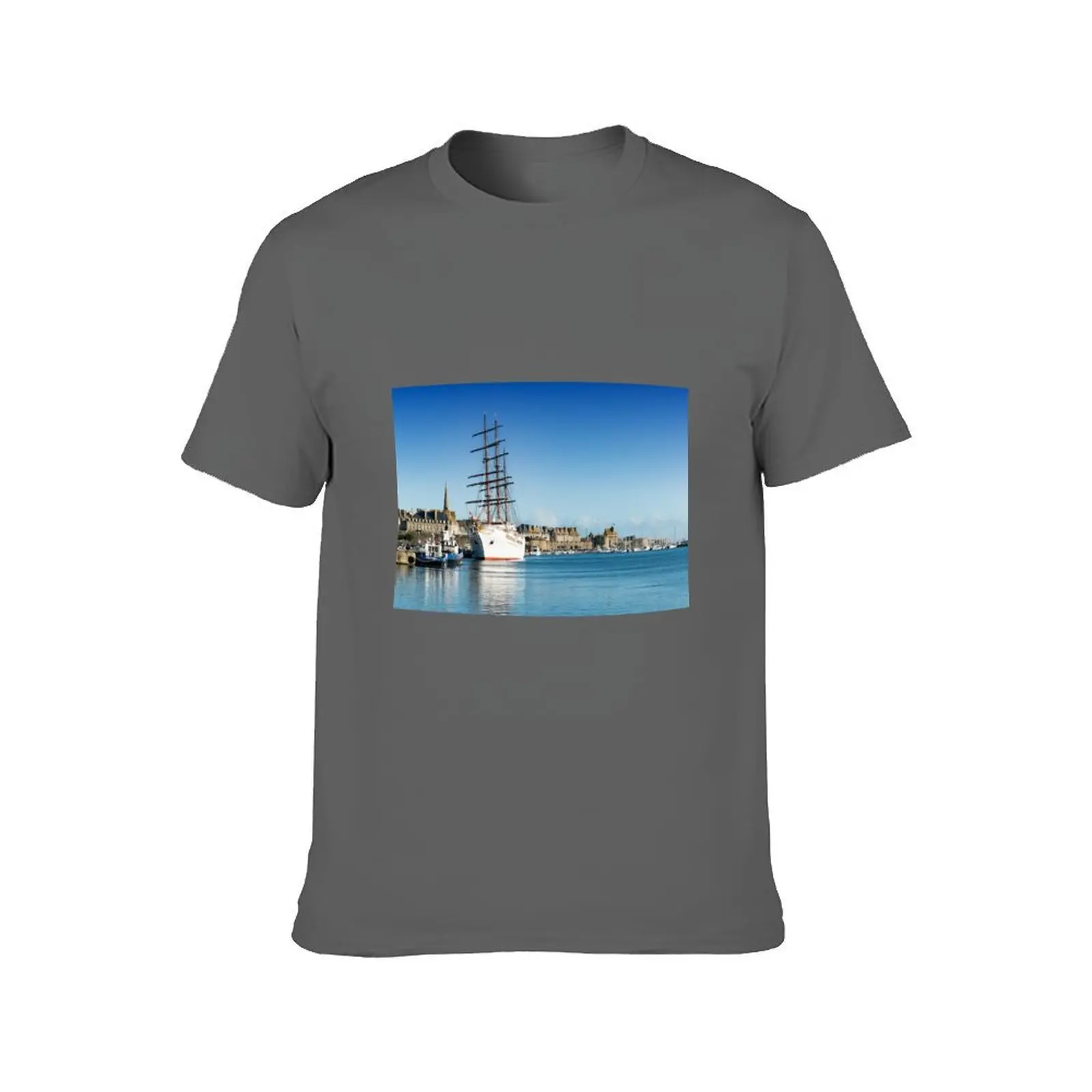 Sea Cloud II at Saint Malo T-Shirt anime figures oversized graphic t shirts Short sleeve tee men