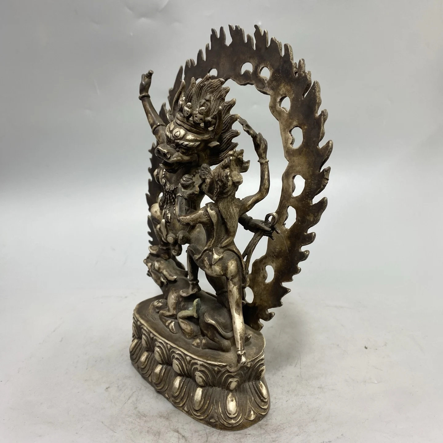 Old Bronze Gilded Silver Surrender Yan Demon Lord Hell Lord backlight Standing Buddha Worship Hall Town house