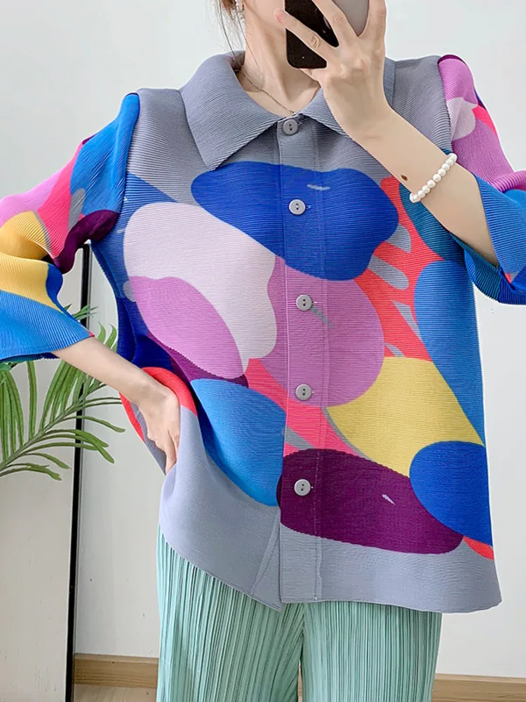 LANMREM Pleated Shirts For Women Lapel Long Sleeves Color Block Print Chic Top Female Fashion Clothing 2024 Summer New 2DA6723