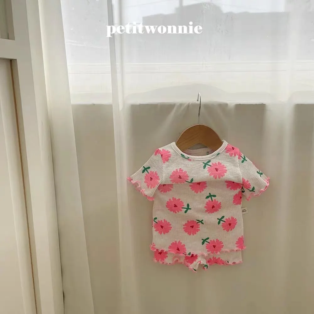 2024 summer new girls outside short-sleeved floral suit baby summer two-piece set of foreign style Korean version pajamas